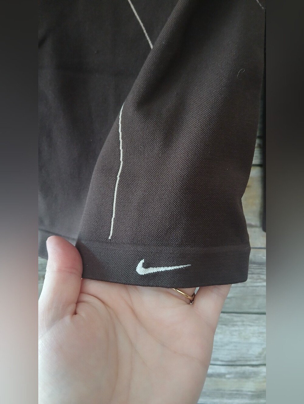 Nike Dry Fit Dark Brown Long Sleeve Performance Compression Top - Picture 6 of 12